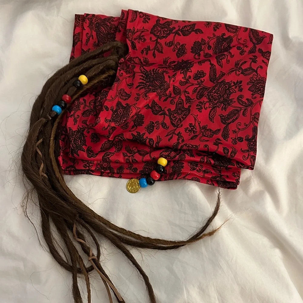 Pirates of the Caribbean costume - Picture 2 of 2